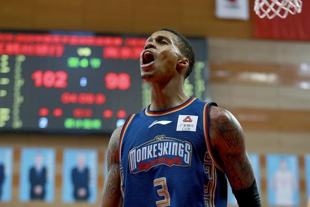 江苏肯帝亚：赵率舟加盟上海上实篮球俱乐部